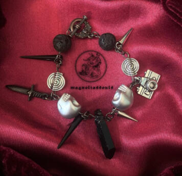 Customer&#39;s OC inspired chained bracelet {commission}